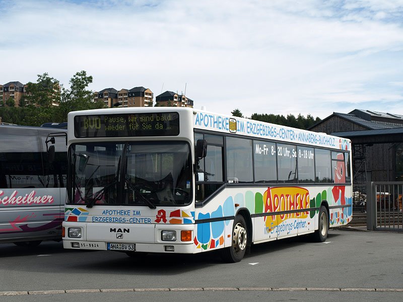 35-8924