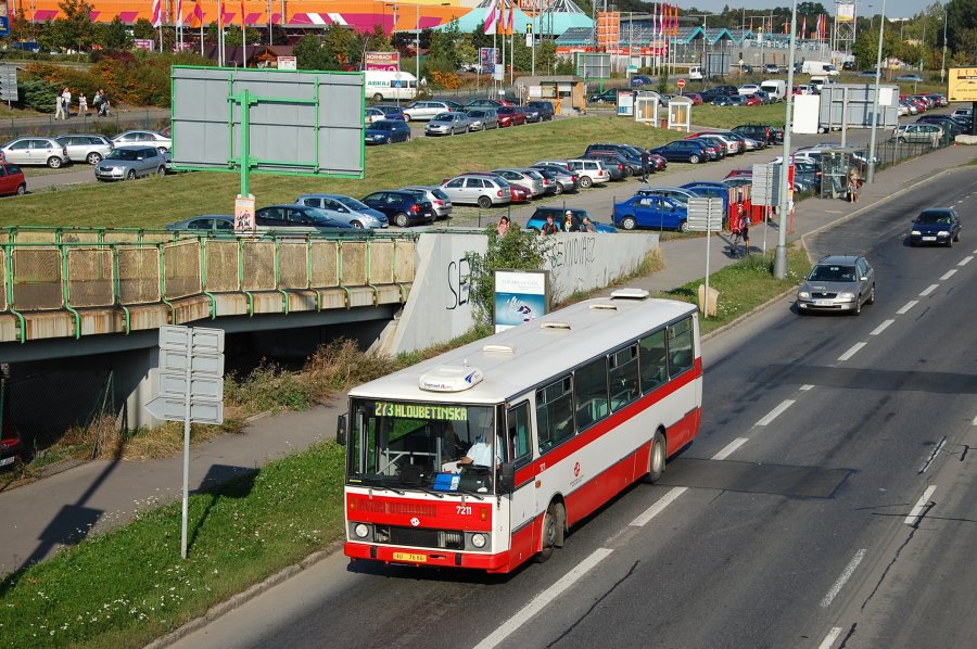 7211