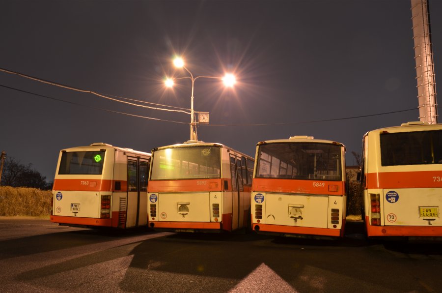 5892+5849
