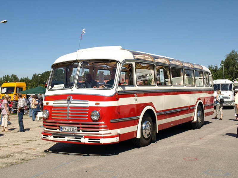 33-8153
