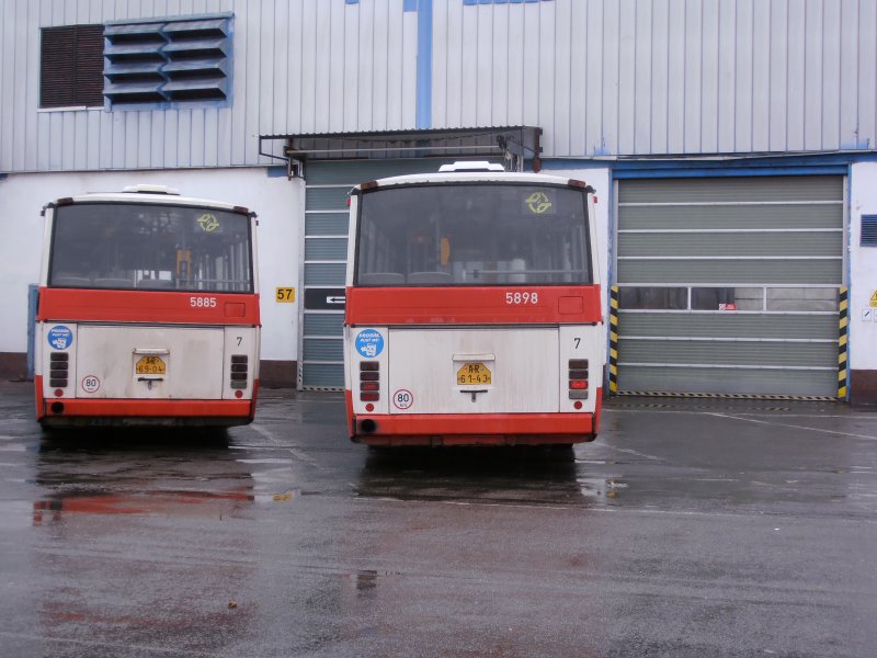 5885+5898