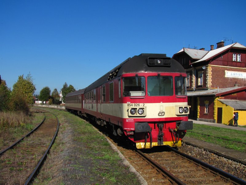 854 026-2