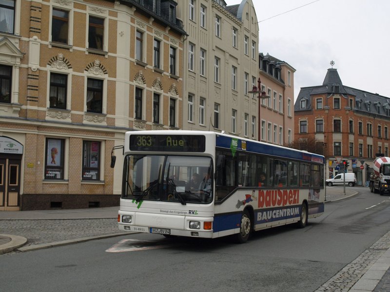 31-8925