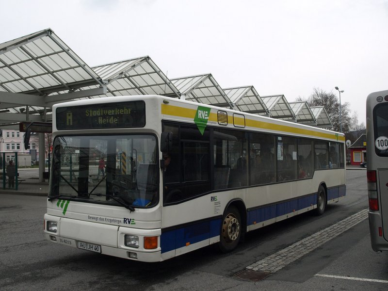 31-8213