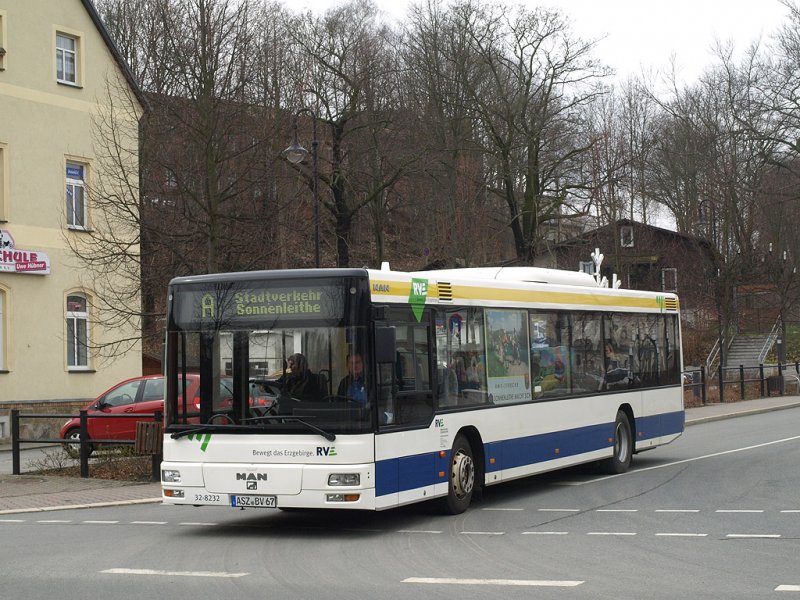 32-8232