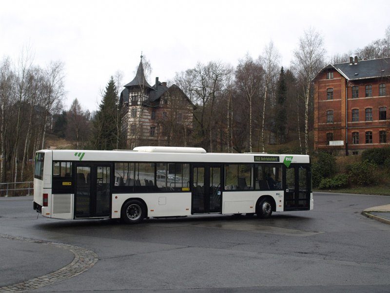32-8235