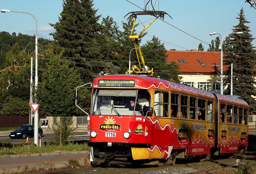1116