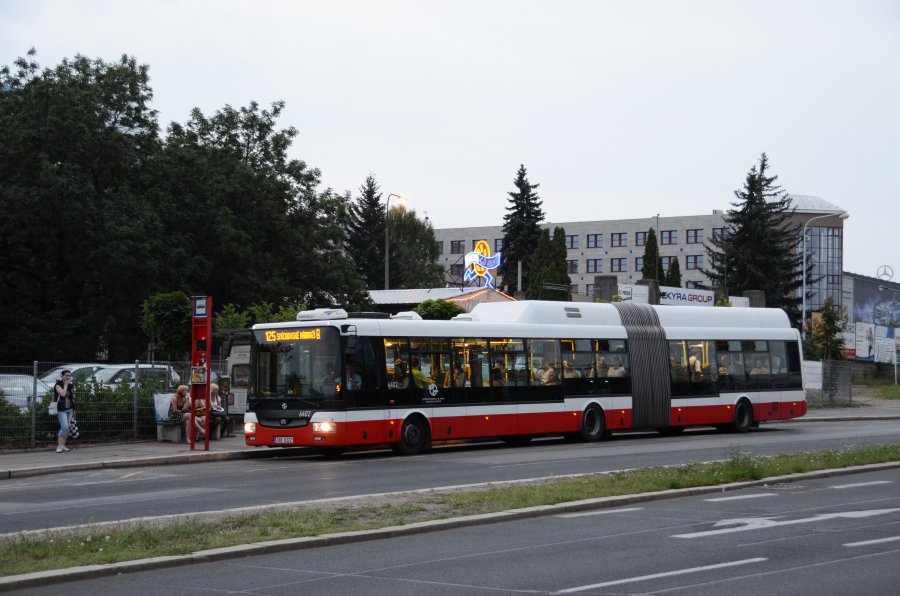 6402
