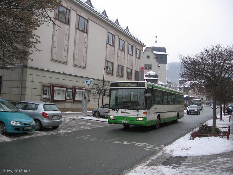 12-8367