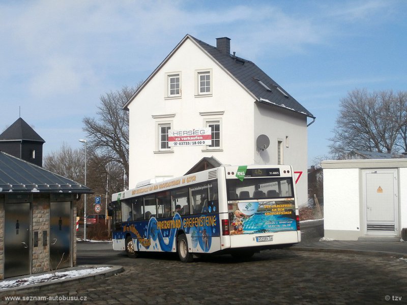 31-8805