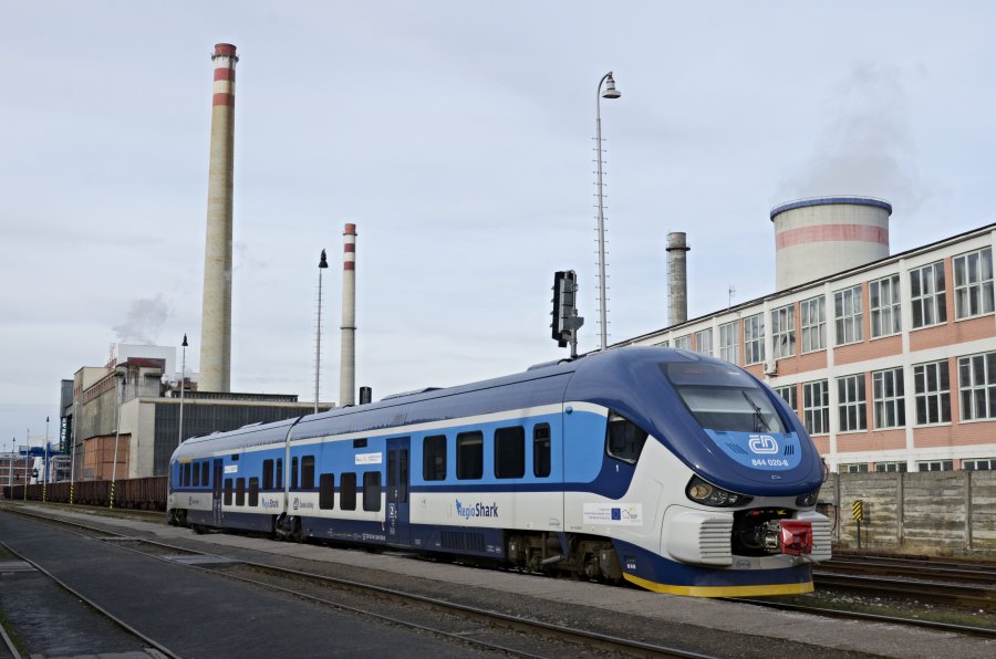 844 020-8