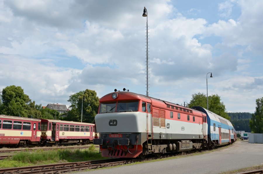 749 006-3