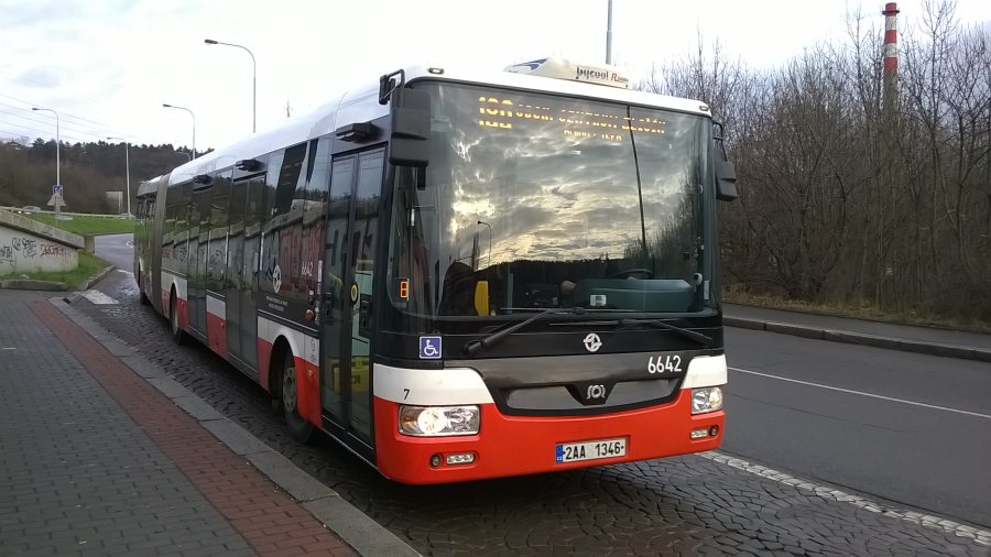 6642