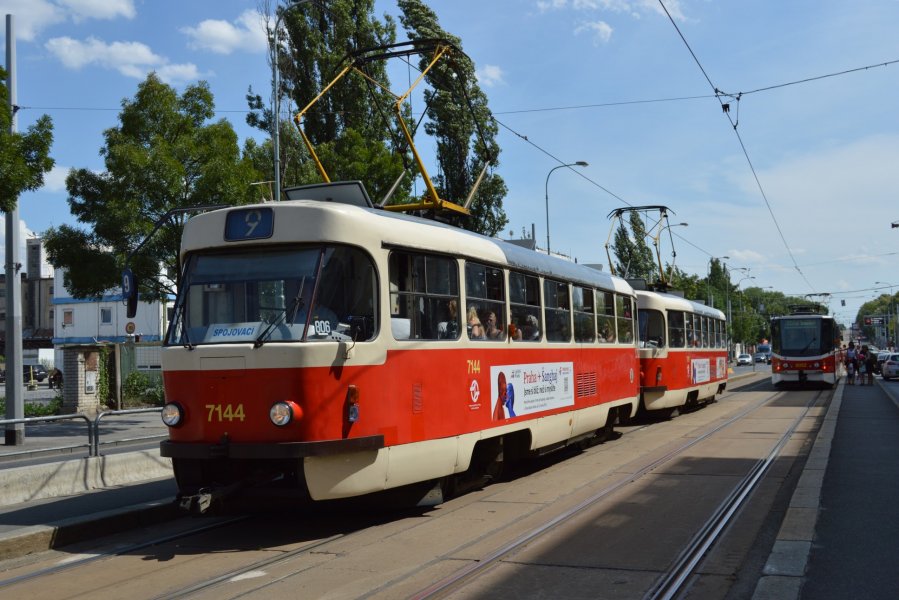 7144