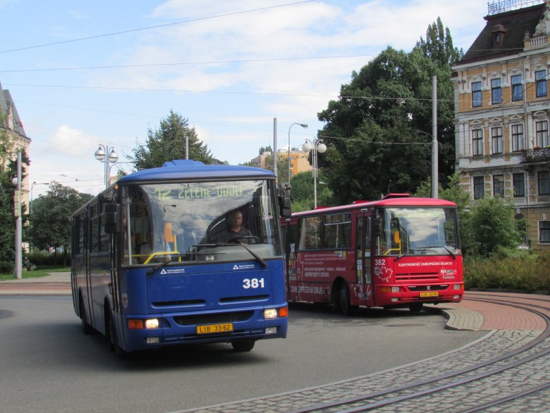 382