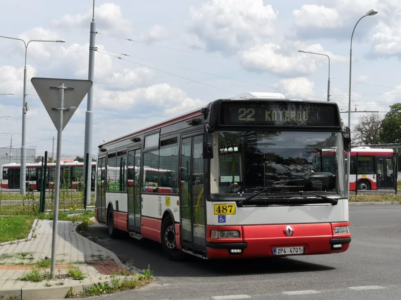 487