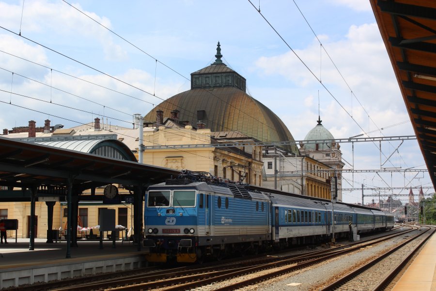 362 079-6