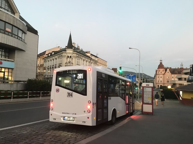 704