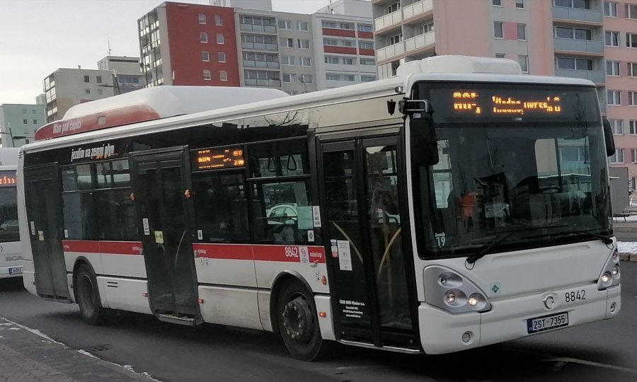 8842