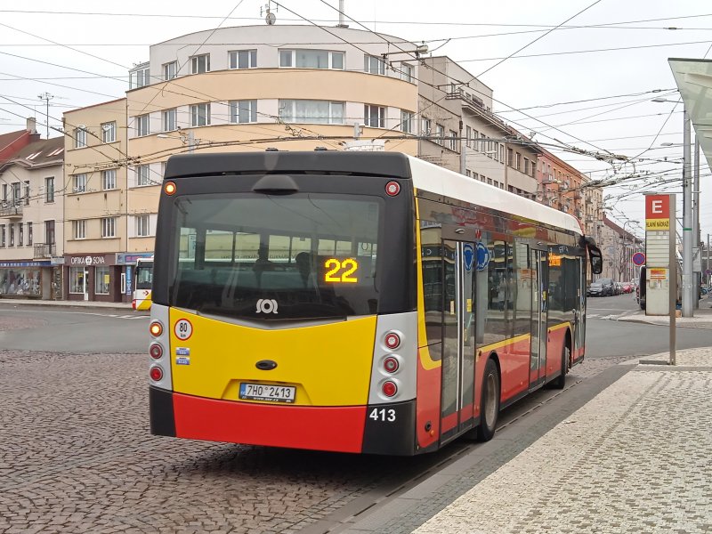 413