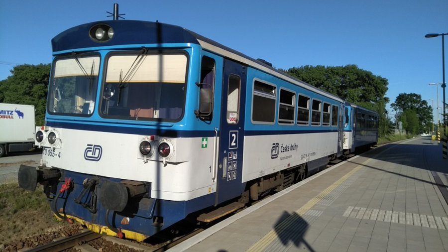 810 055-4