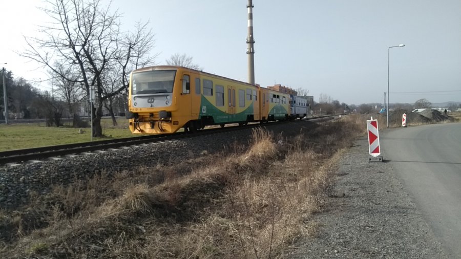 914 121-9