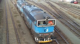 753 752-5
