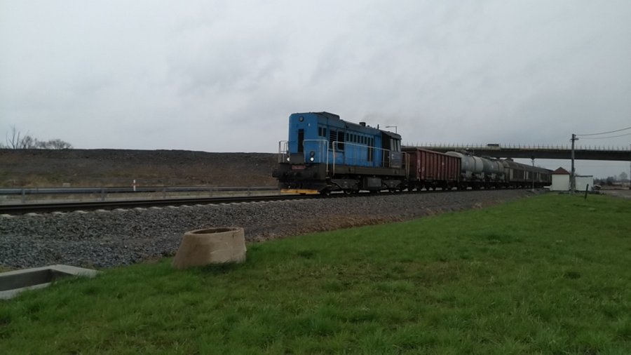 742 281-9