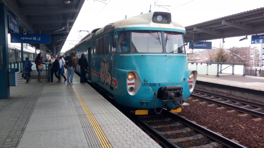 451 026-9