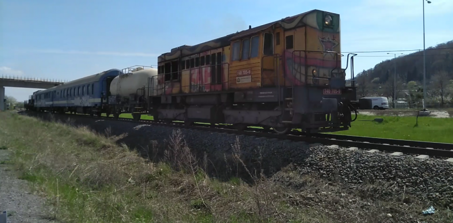 740 705-9