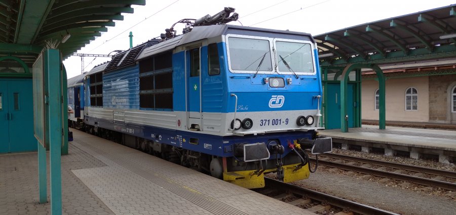 371 001-9