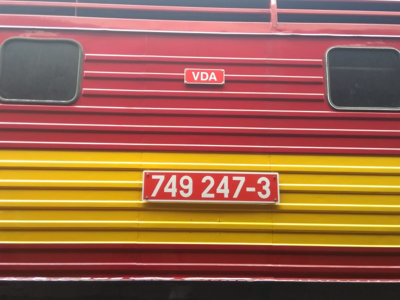 749 247-3