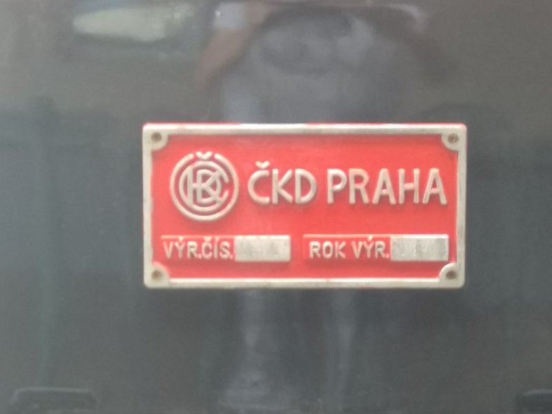 749 247-3