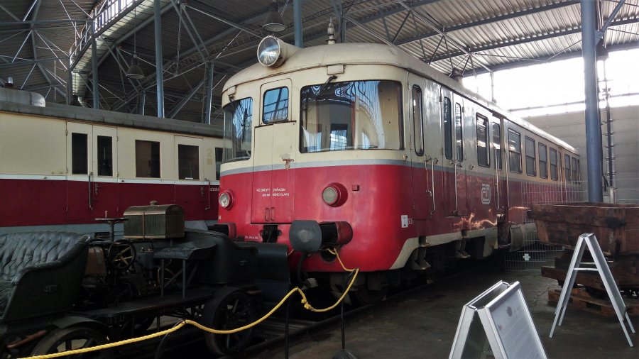 820 046-1