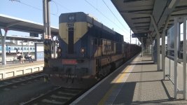 742 521-8