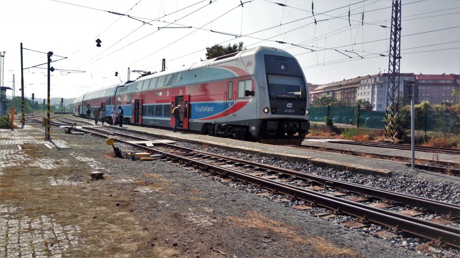 471 027-3