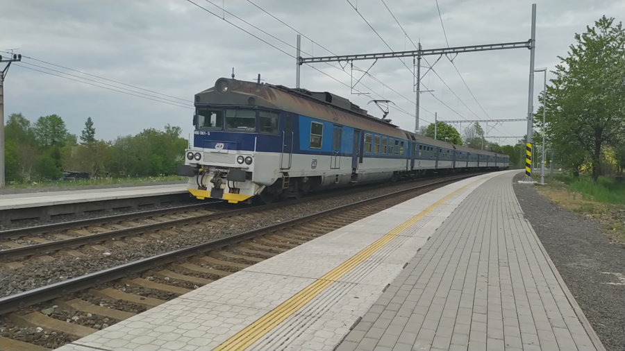460 061-5