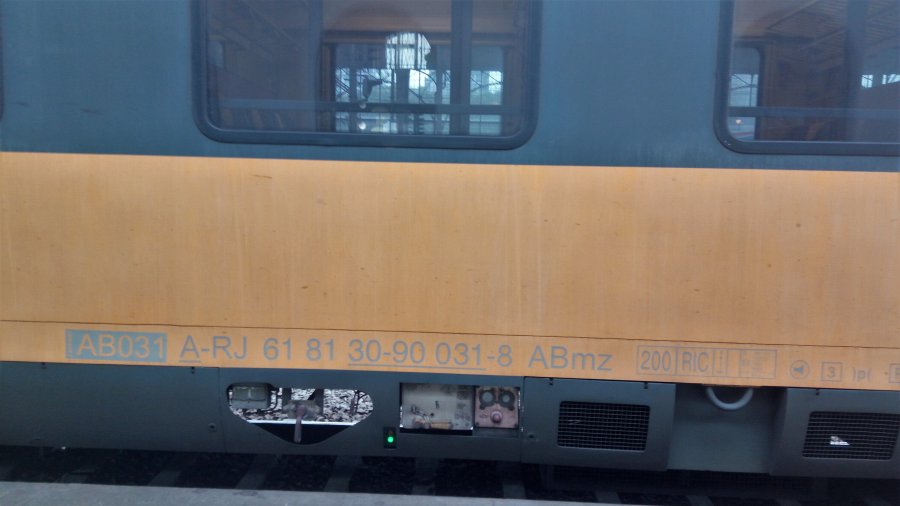 30-90 031-8