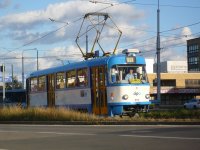 990
