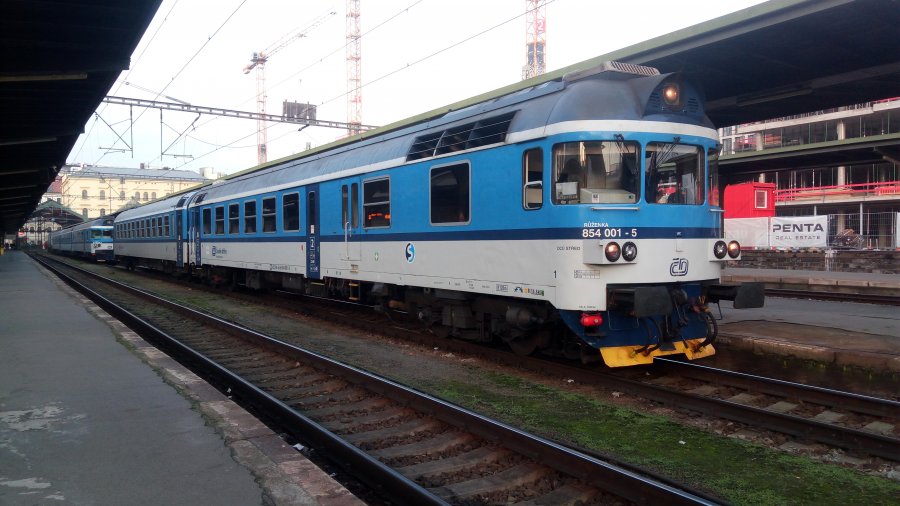 854 001-5