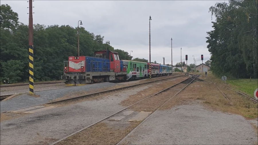 714 207-8