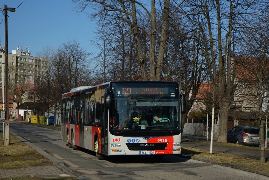 9915