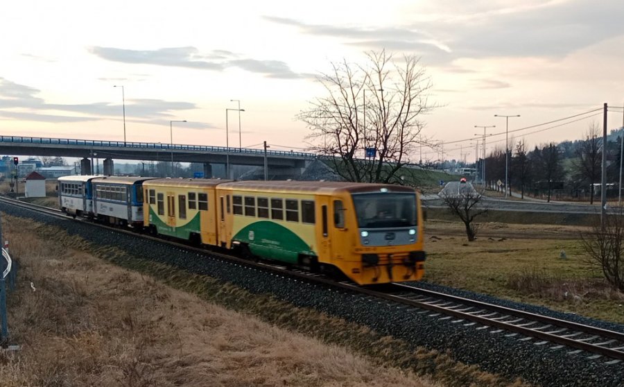 814 121-0