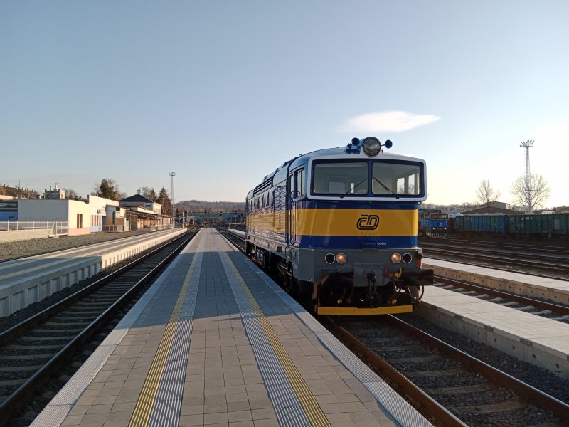 754 047-9