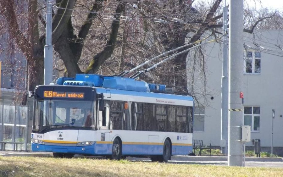 3726