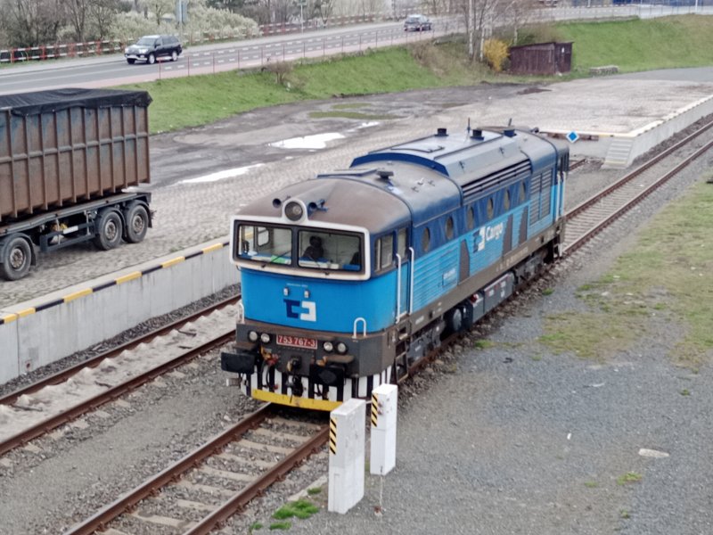 753 767-3