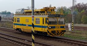 439 016-5