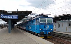163 245-4
