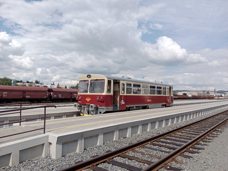 810 060-4