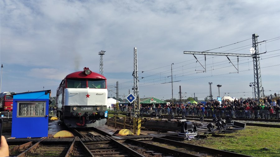 751 001-9